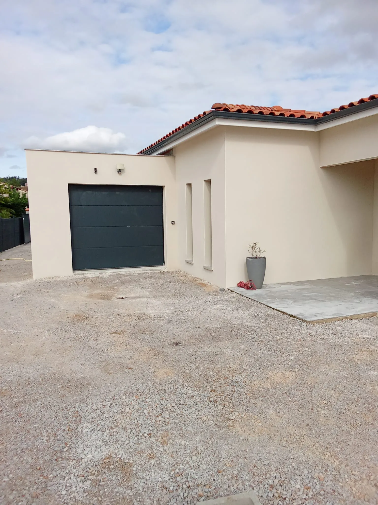 Maison individuelle rénovée et enduite par France 3S Construction à Toulouse