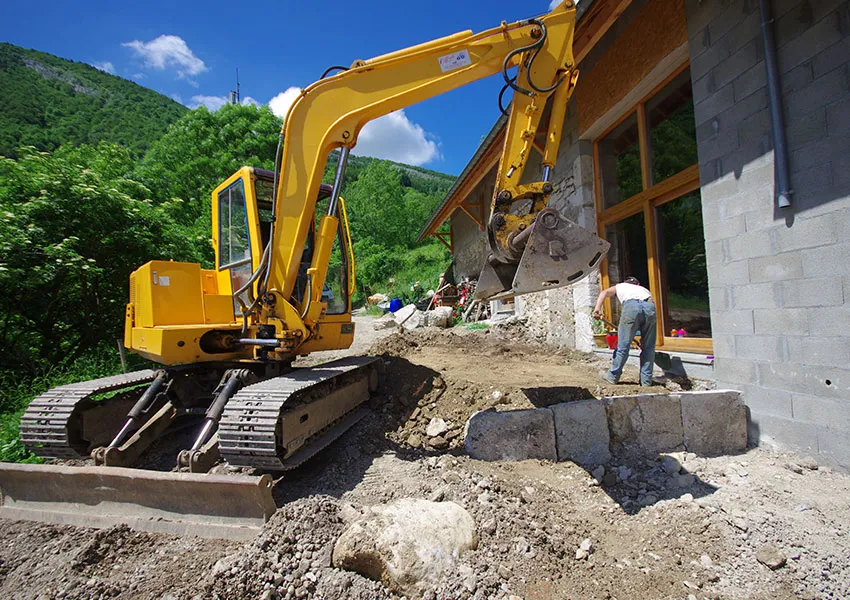 Travaux de terrassement avant aménagement extérieur à Toulouse